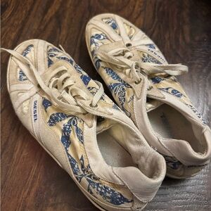 Diesel Cream and Blue Casual Sneakers